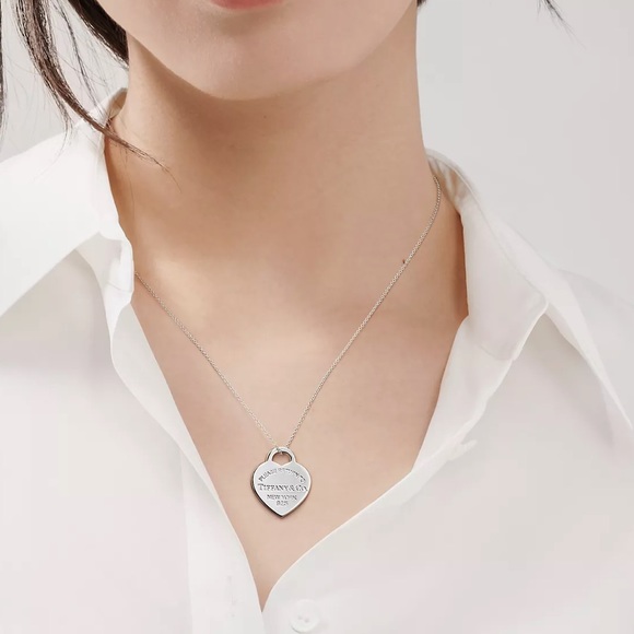 Tiffany Sterling Silver Heart Pendant Medium - Picture 4 of 9